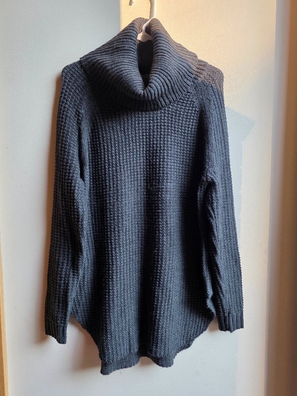 A New Day Gray Waffle Knit Cowl Knit Sweater Size Large